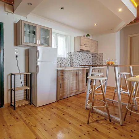 Ionelia Seaview Apartment 2 아파트 *