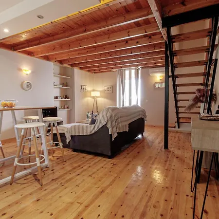 Ionelia Seaview Apartment 2 公寓 *