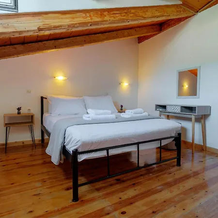 Ionelia Seaview Apartment 2 Ipsos