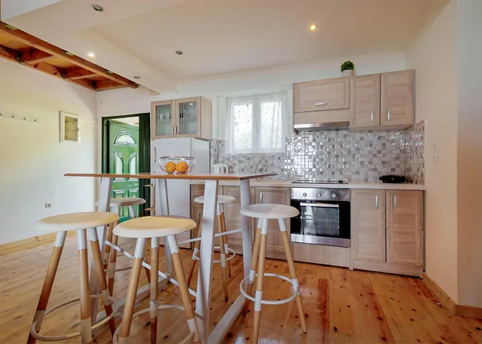 Ionelia Seaview 2